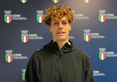 Jannik Sinner pronto per Parigi 2024: tennista azzurro al CPO 'Giulio Onesti' per le visite mediche