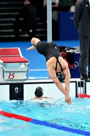 nuoto staffetta dx100m stile libero sfe06219 copia simone ferraro ph nuoto staffetta dx100m stile libero sfe06219 copia simone ferraro ph