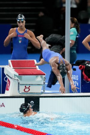 nuoto staffetta dx100m stile libero sfe06358 copia simone ferraro ph nuoto staffetta dx100m stile libero sfe06358 copia simone ferraro ph
