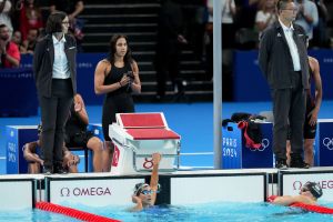 nuoto staffetta dx100m stile libero sfe06680 copia simone ferraro ph nuoto staffetta dx100m stile libero sfe06680 copia simone ferraro ph