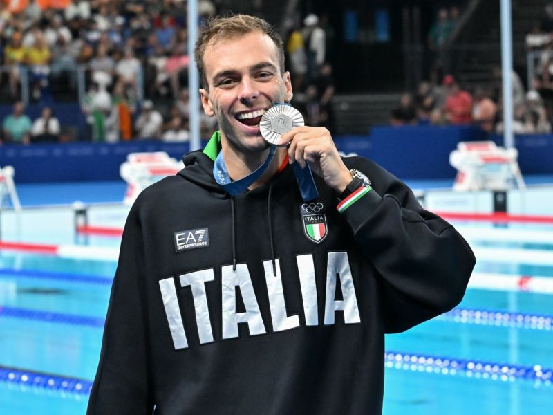 Swimming, stunning Paltrinieri: silver medal in 1500m