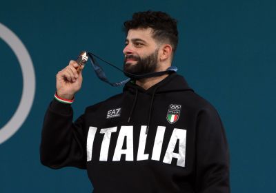 Weightlifting, Pizzolato is a hero: bronze medal for the Italian in the 89kg