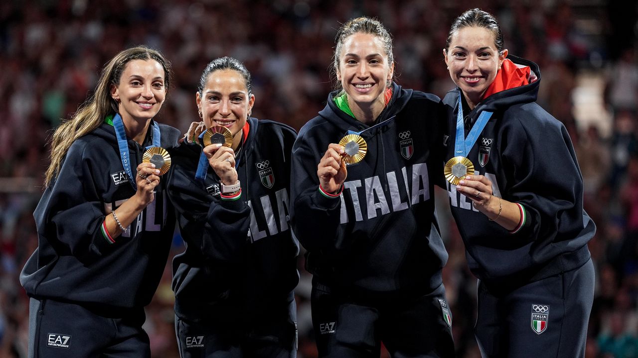 Azzurre épée champions at the Grand Palais: Italy beats France in overtime for the gold medal