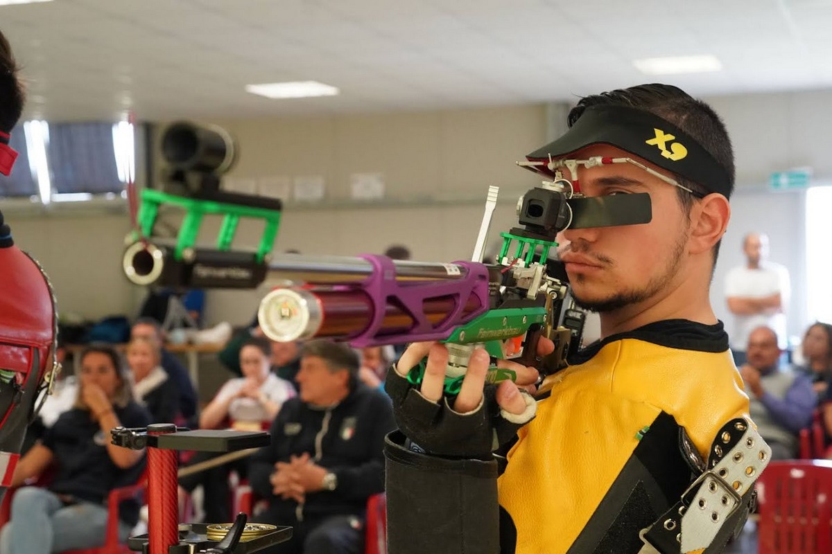 Cairo World Championships: Sollazzo wins silver and secures Olympic quota place for Italy in the 10-metre air rifle