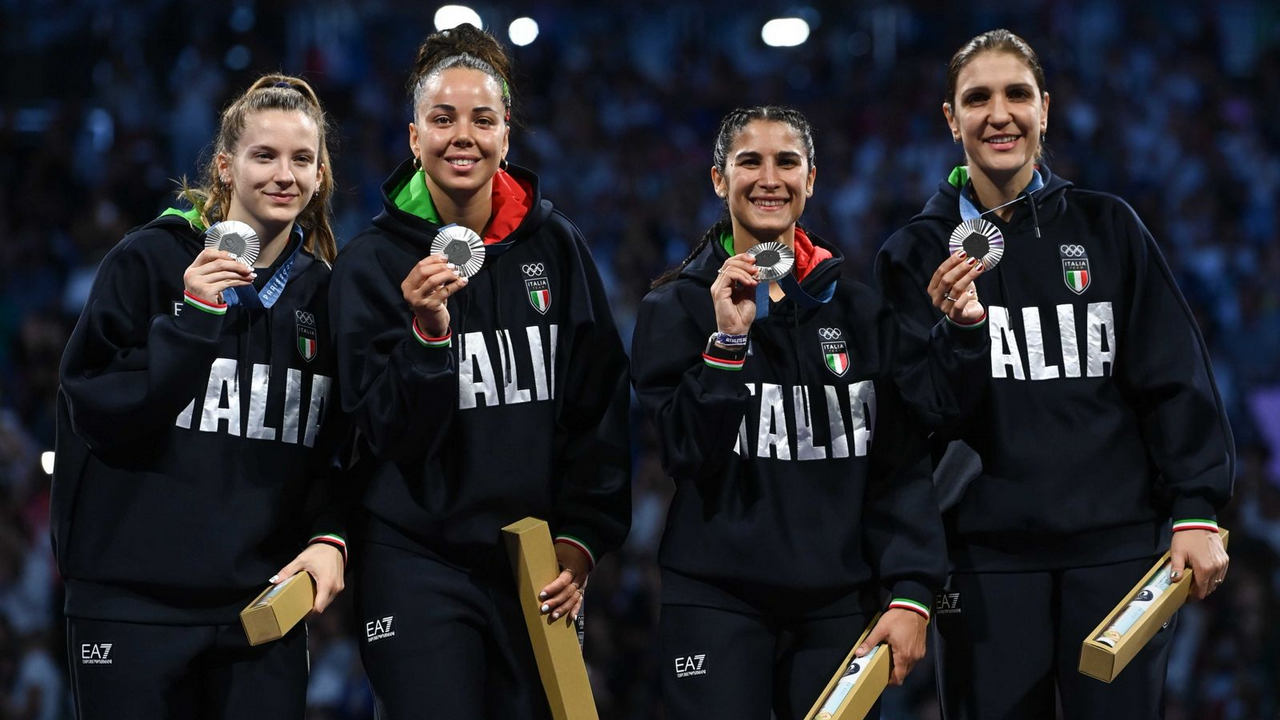 Le fiorettiste azzurre si arrendono agli Stati Uniti: medaglia d'argento nella prova a squadre olimpica