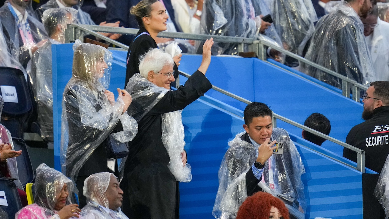 Spettacolo alla Cerimonia di Apertura di Parigi 2024 l’Italia Team