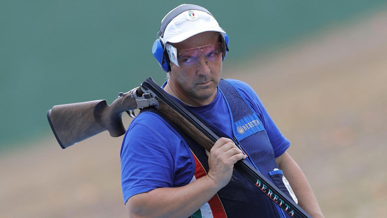 World Championships in Baku: the eternal Giovanni Pellielo gives Italia Team the last Olympic quota in the trap